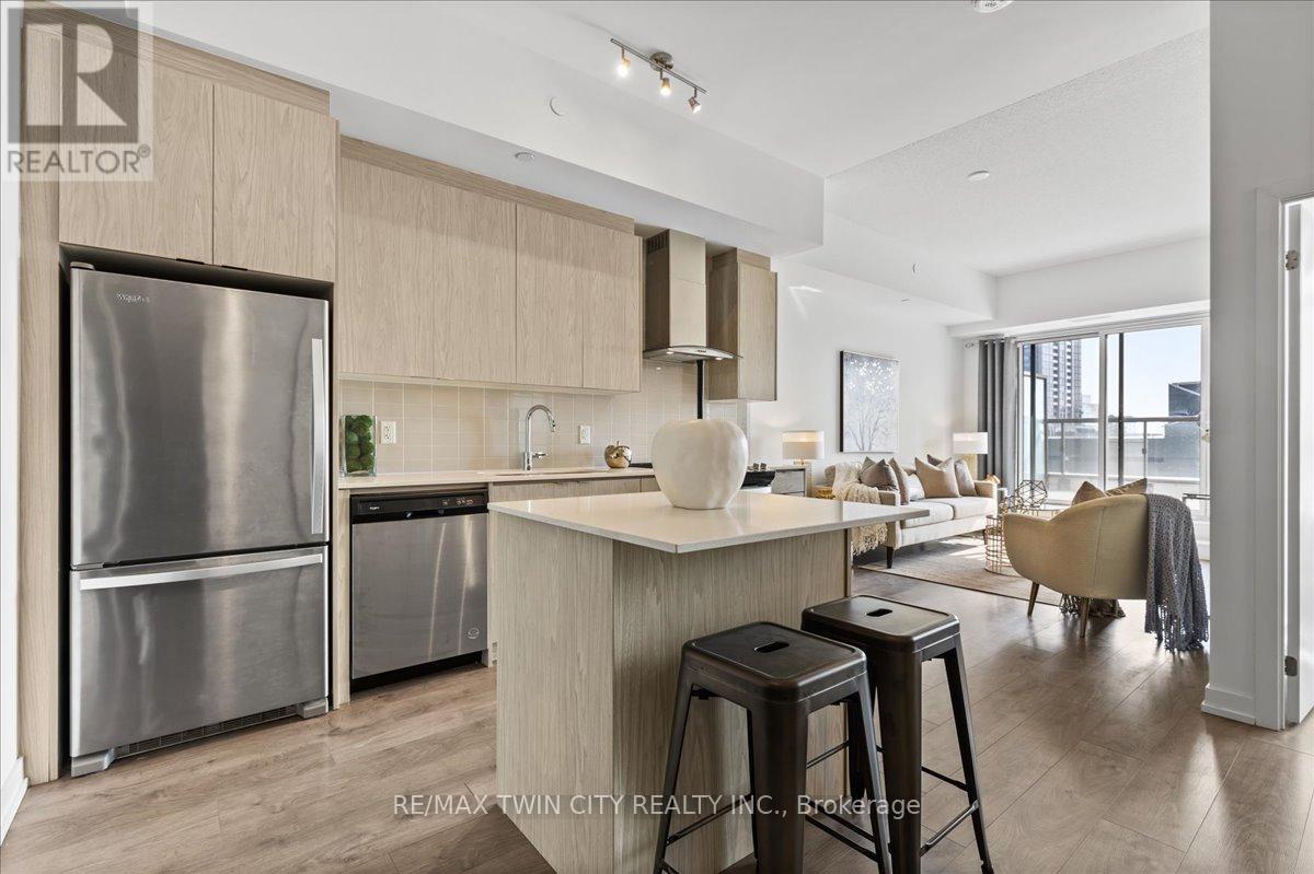 505 - 55 Duke Street W, Kitchener, Ontario  N2H 0C9 - Photo 6 - X12750172