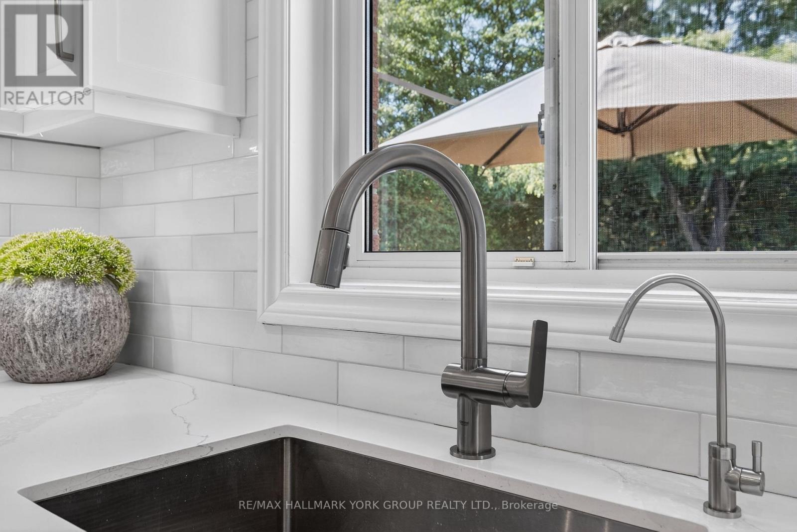 341 Gaston Place, Newmarket, Ontario  L3Y 8M4 - Photo 22 - N12737684