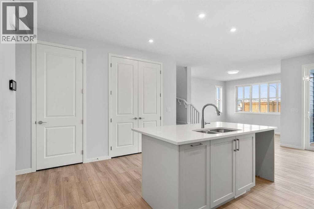 659 Buffaloberry Manor Se, Calgary, Alberta  T3M 3Z3 - Photo 8 - A2282929