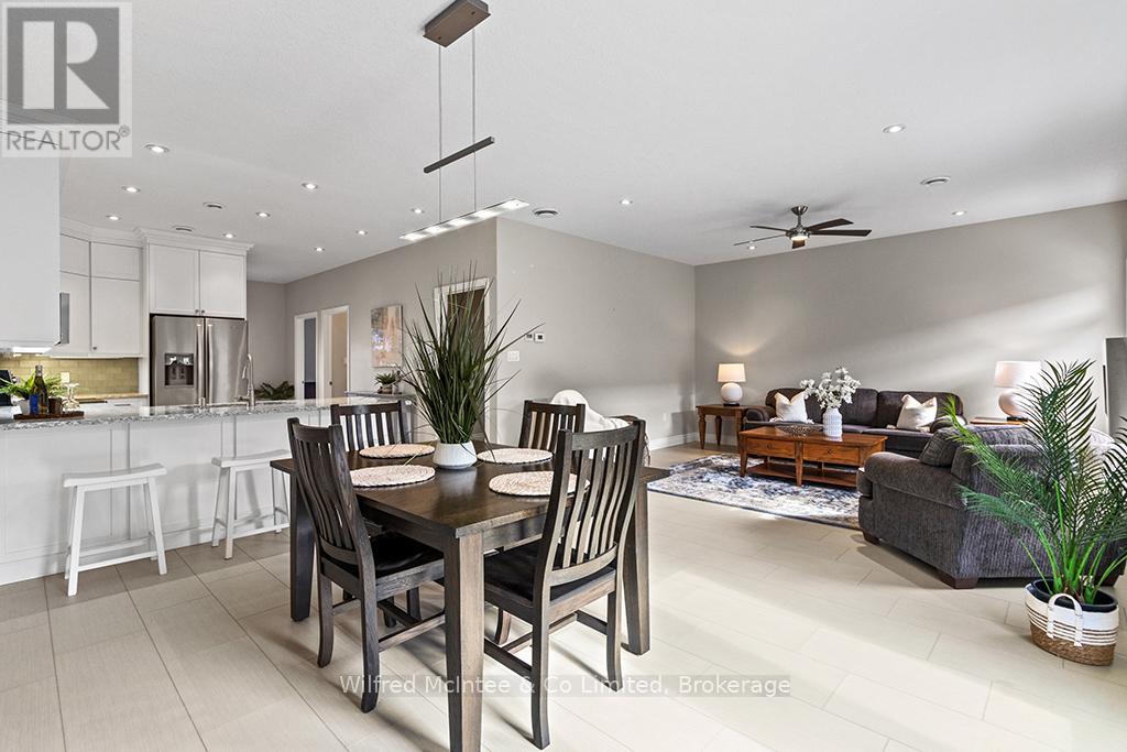 Unit #32 - 246 Grey Street S, Saugeen Shores, Ontario  N0H 2L0 - Photo 18 - X12750288