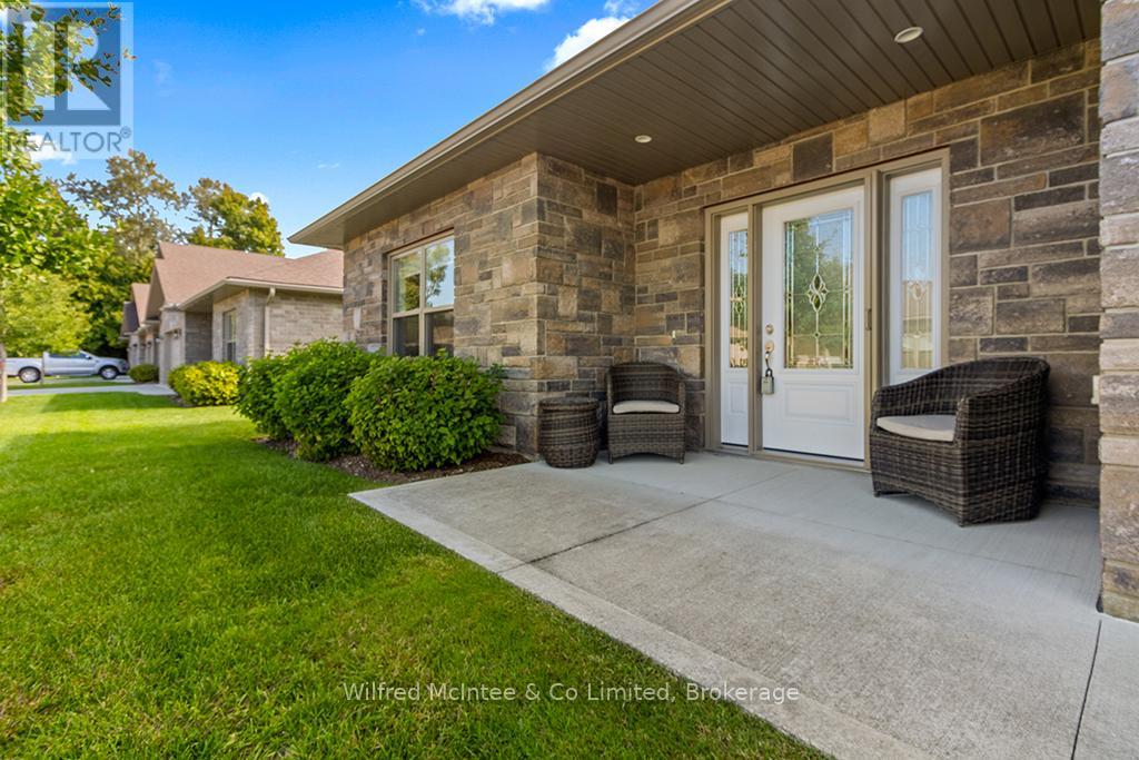 Unit #32 - 246 Grey Street S, Saugeen Shores, Ontario  N0H 2L0 - Photo 3 - X12750288