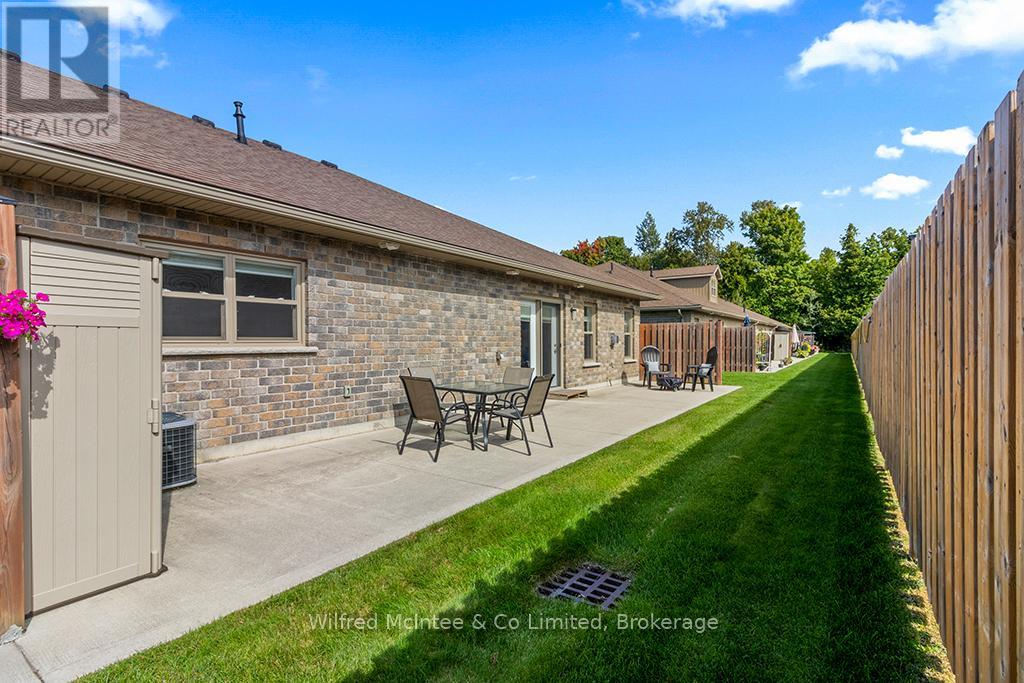 Unit #32 - 246 Grey Street S, Saugeen Shores, Ontario  N0H 2L0 - Photo 39 - X12750288