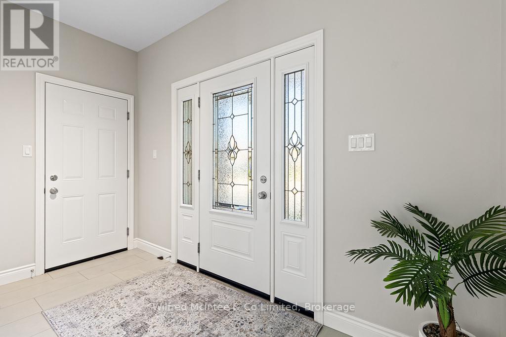 Unit #32 - 246 Grey Street S, Saugeen Shores, Ontario  N0H 2L0 - Photo 4 - X12750288