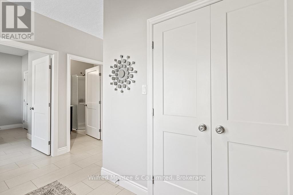 Unit #32 - 246 Grey Street S, Saugeen Shores, Ontario  N0H 2L0 - Photo 6 - X12750288
