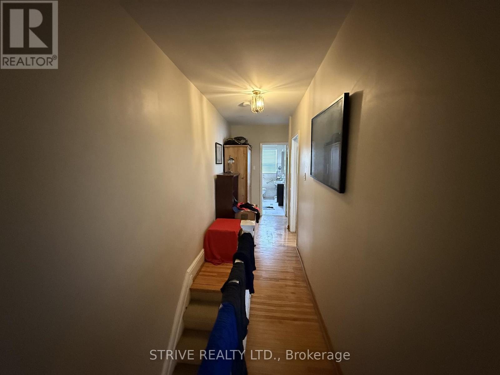 23 Burnfield (Upper) Avenue, Toronto (Dovercourt-Wallace Emerson-Junction), Ontario  M6G 1Y4 - Photo 10 - W12750382