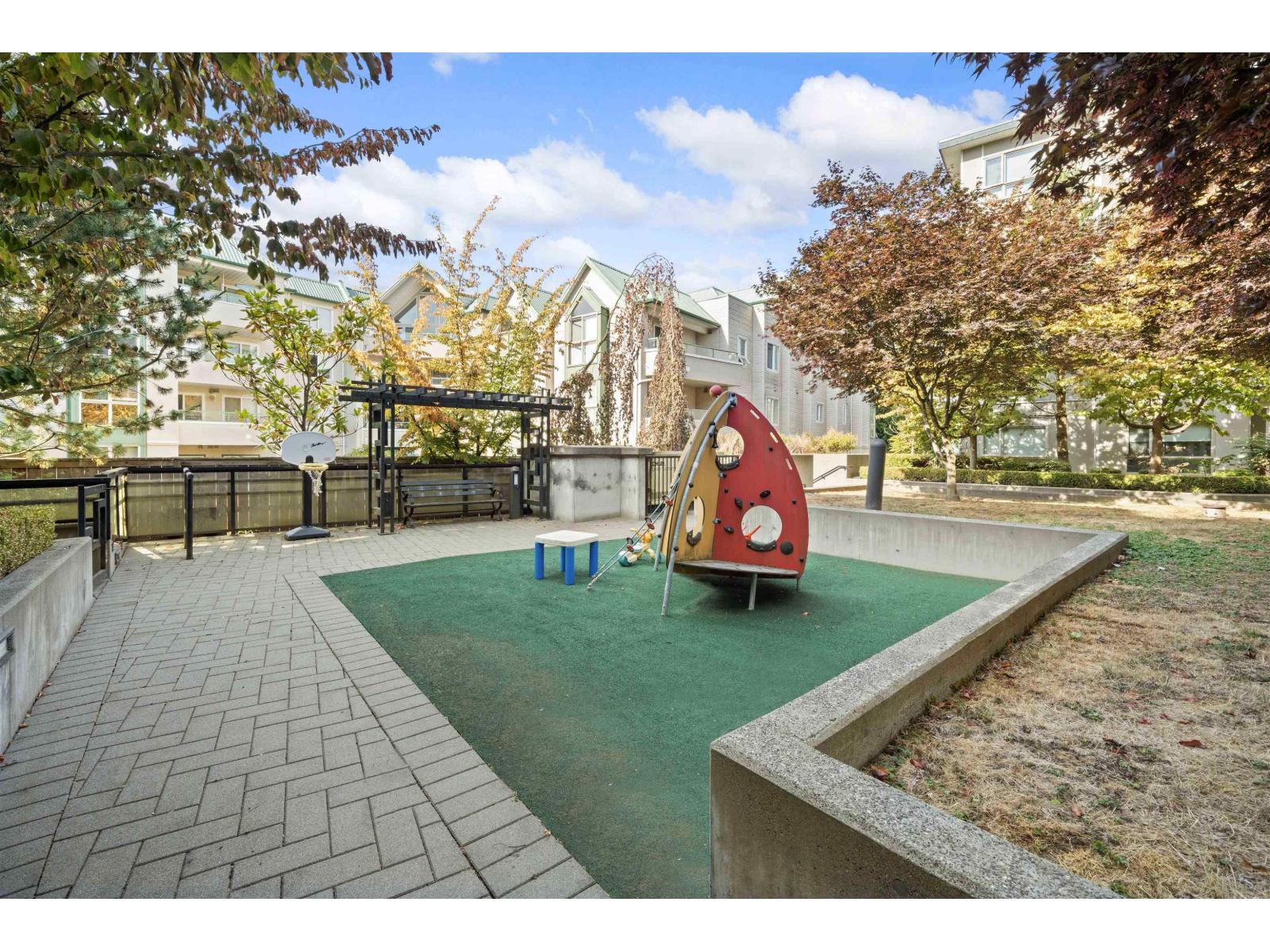 125 13228 Old Yale Road, Surrey, British Columbia V3T 0K3 - Photo 29 - R3085511