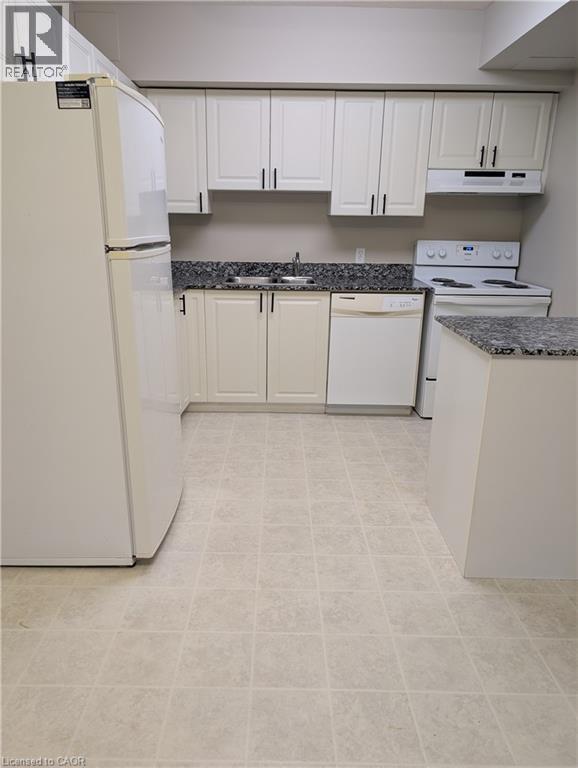 239 Auburn Drive Unit# 611, Waterloo, Ontario  N2K 0B7 - Photo 1 - 40802165