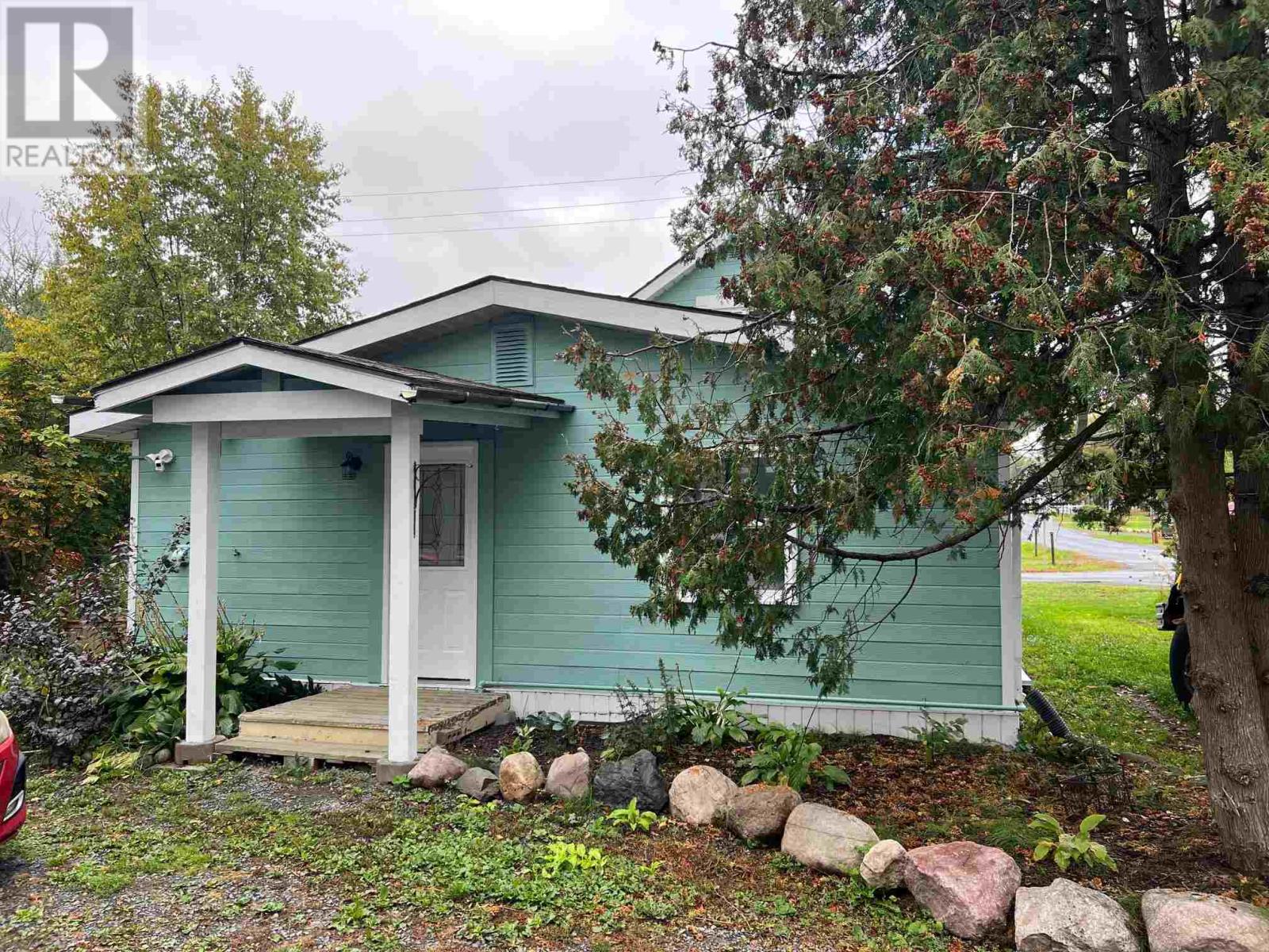 13 Quincy St, Bruce Mines, Ontario  P0R 1C0 - Photo 5 - SM260213