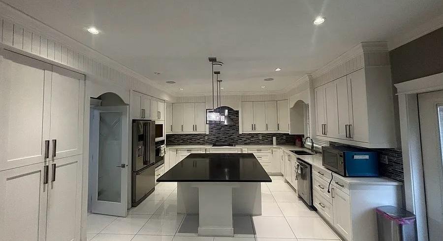 2775 Mccallum Road, Abbotsford, British Columbia  V2S 3R2 - Photo 2 - R3085186