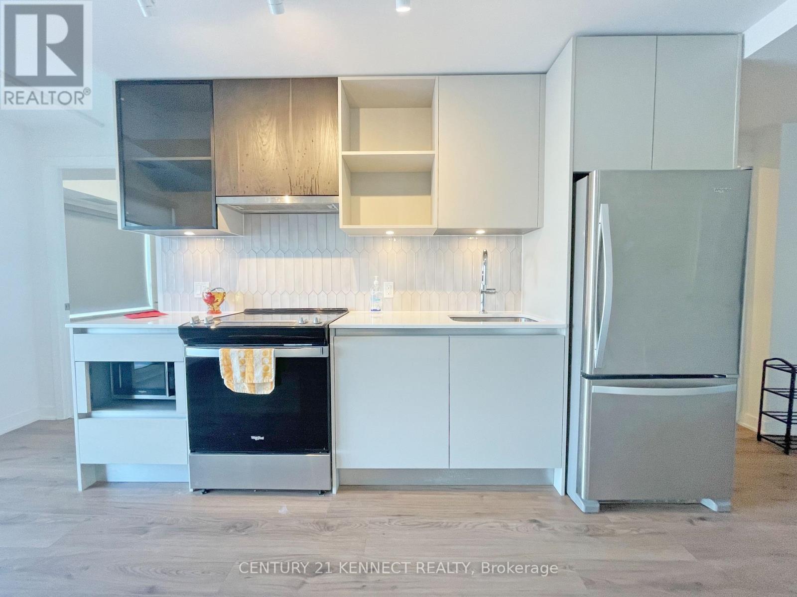 806 - 395 Dundas Street W, Oakville, Ontario  L6M 4M2 - Photo 6 - W12575276