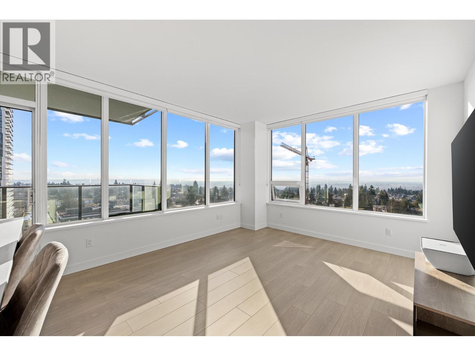 1204 6537 Telford Avenue, Burnaby, British Columbia  V5H 0K9 - Photo 2 - R3085425