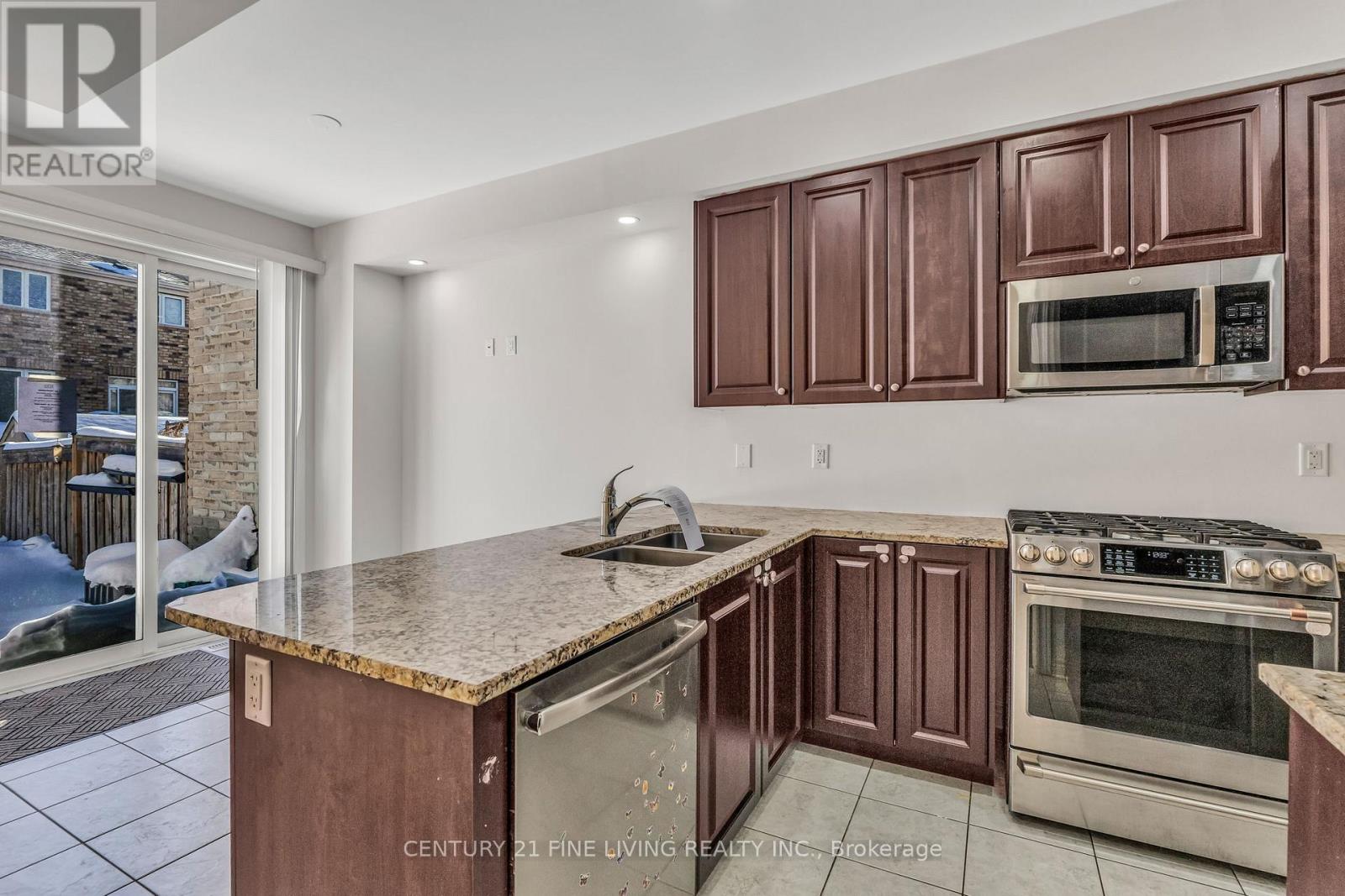 30 Kamori Drive, Caledon, Ontario  L7C 3W1 - Photo 12 - W12750246