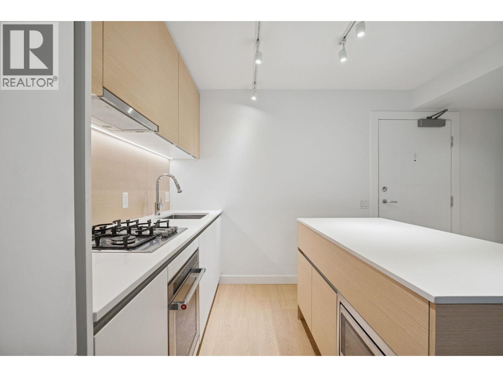 2607 908 Quayside Drive, New Westminster, British Columbia  V3M 0L4 - Photo 22 - R3085440