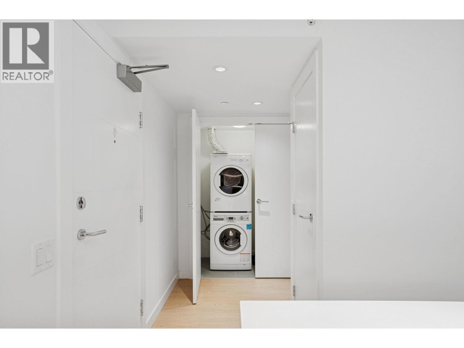 2607 908 Quayside Drive, New Westminster, British Columbia  V3M 0L4 - Photo 23 - R3085440