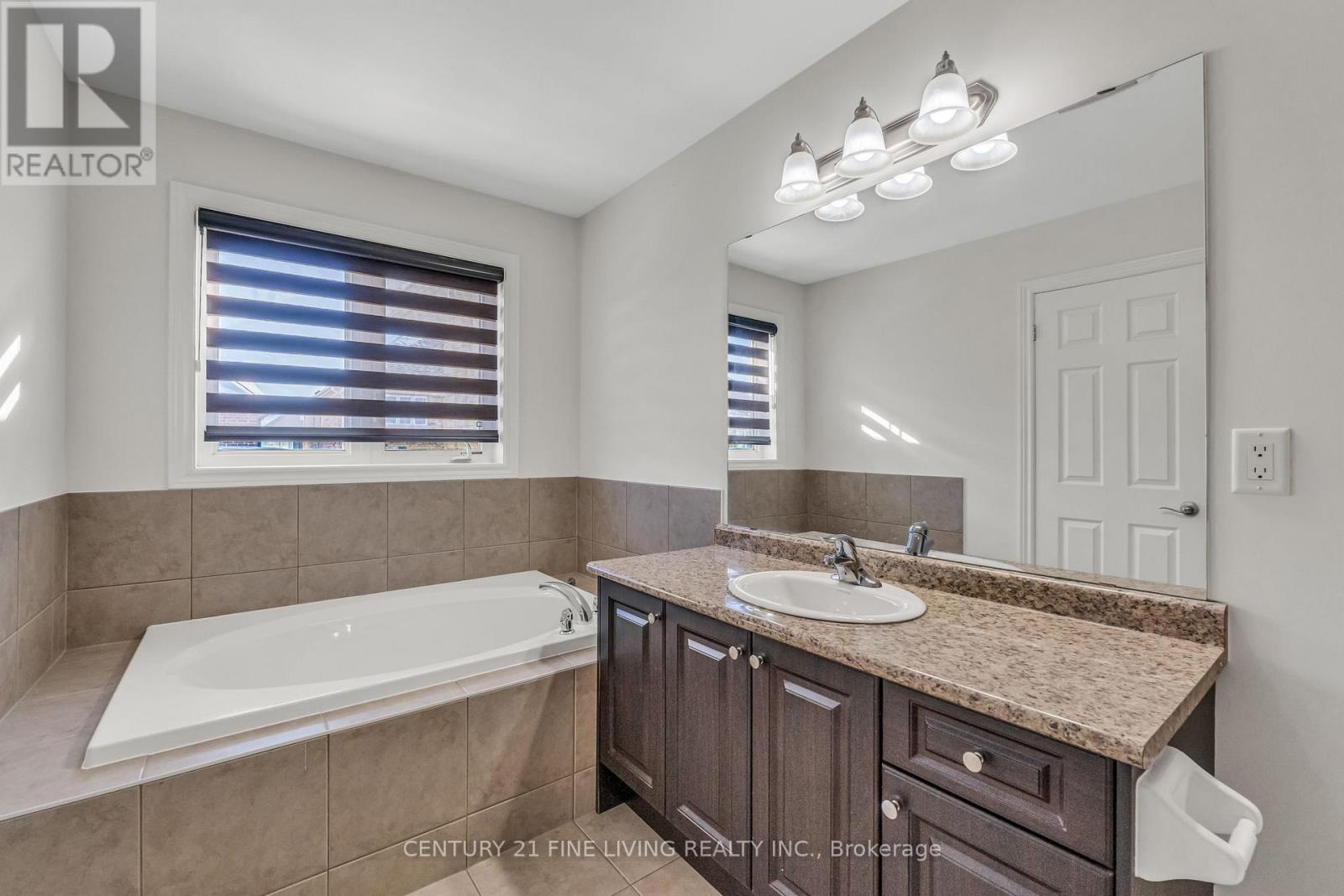 30 Kamori Drive, Caledon, Ontario  L7C 3W1 - Photo 25 - W12750246