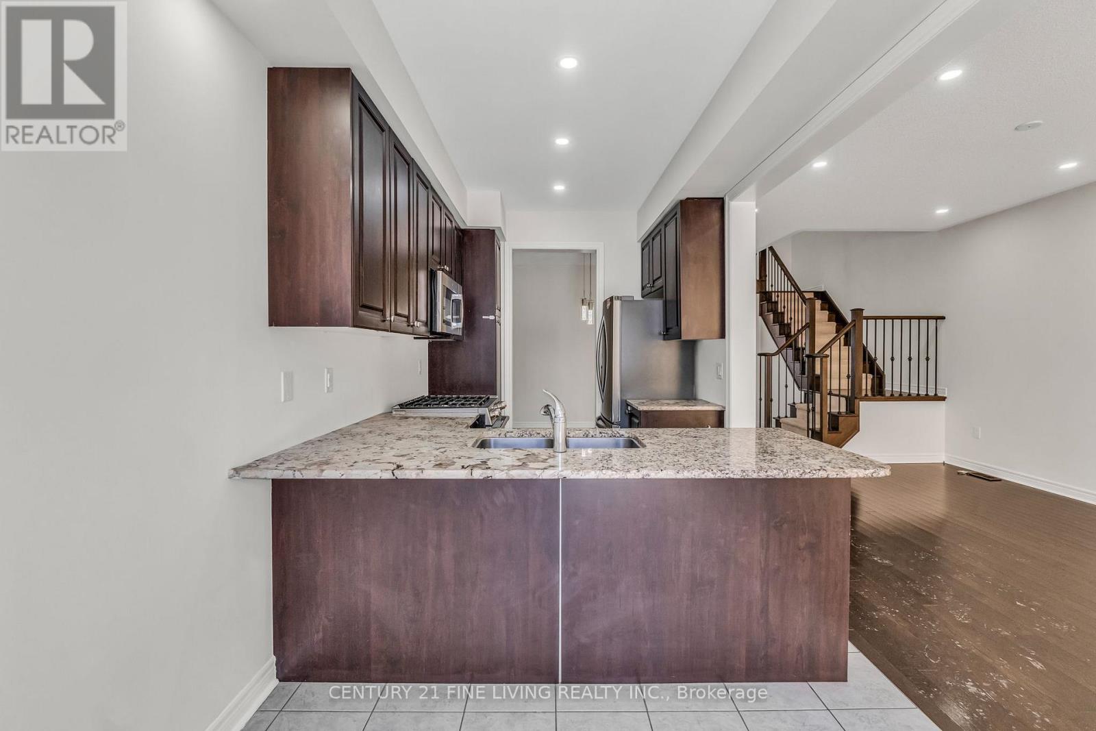 30 Kamori Drive, Caledon, Ontario  L7C 3W1 - Photo 14 - W12750246