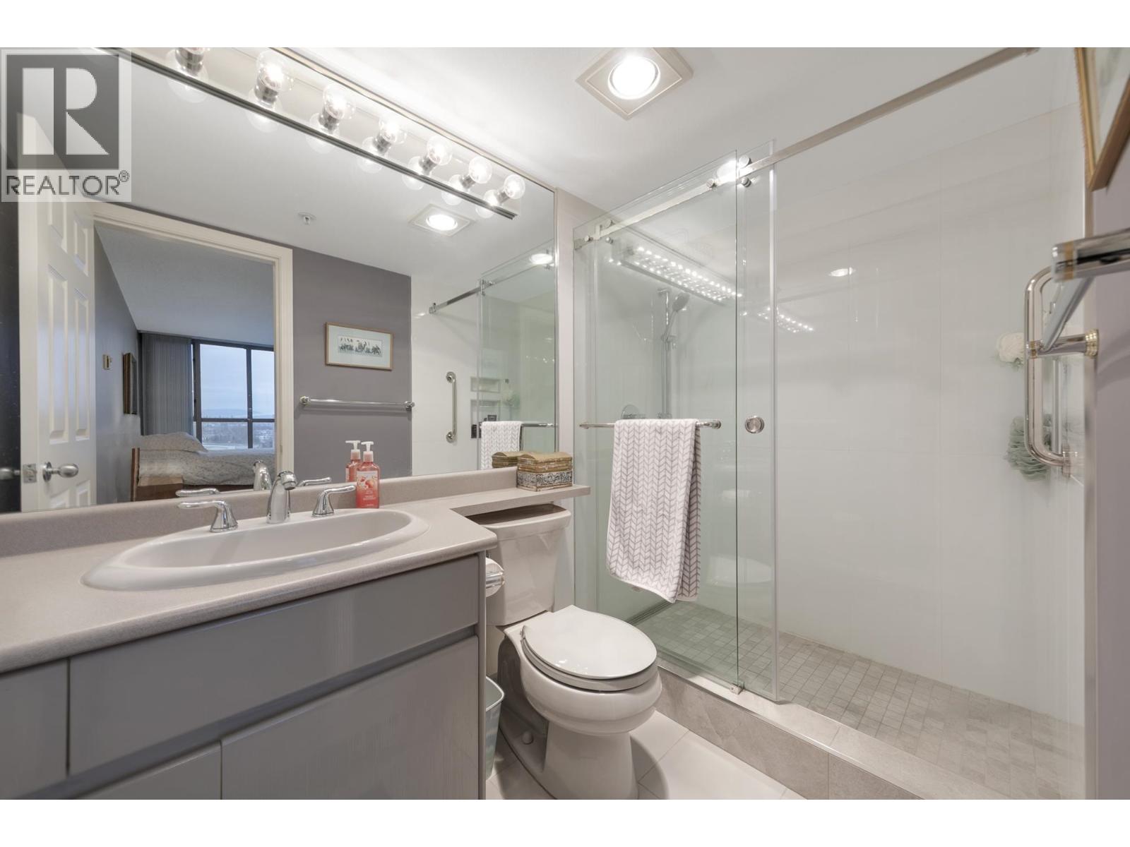 1904 1188 Quebec Street, Vancouver, British Columbia  V6A 4B3 - Photo 16 - R3085450