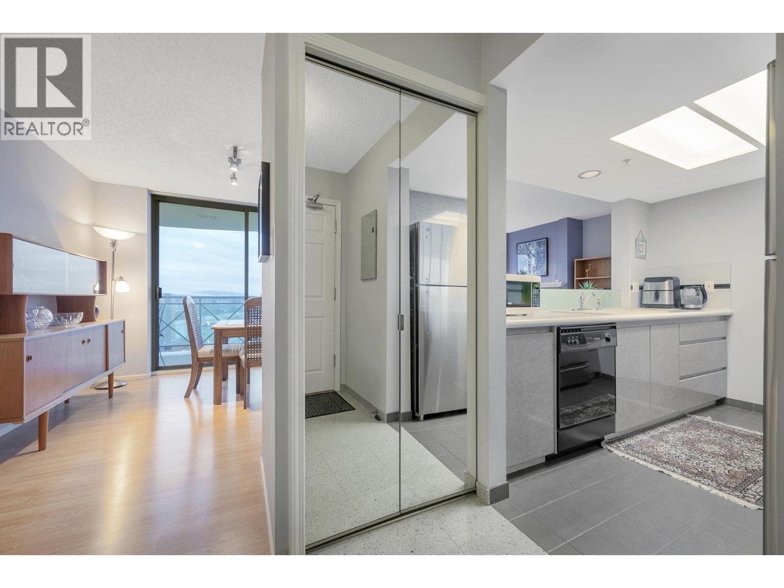 1904 1188 Quebec Street, Vancouver, British Columbia  V6A 4B3 - Photo 8 - R3085450