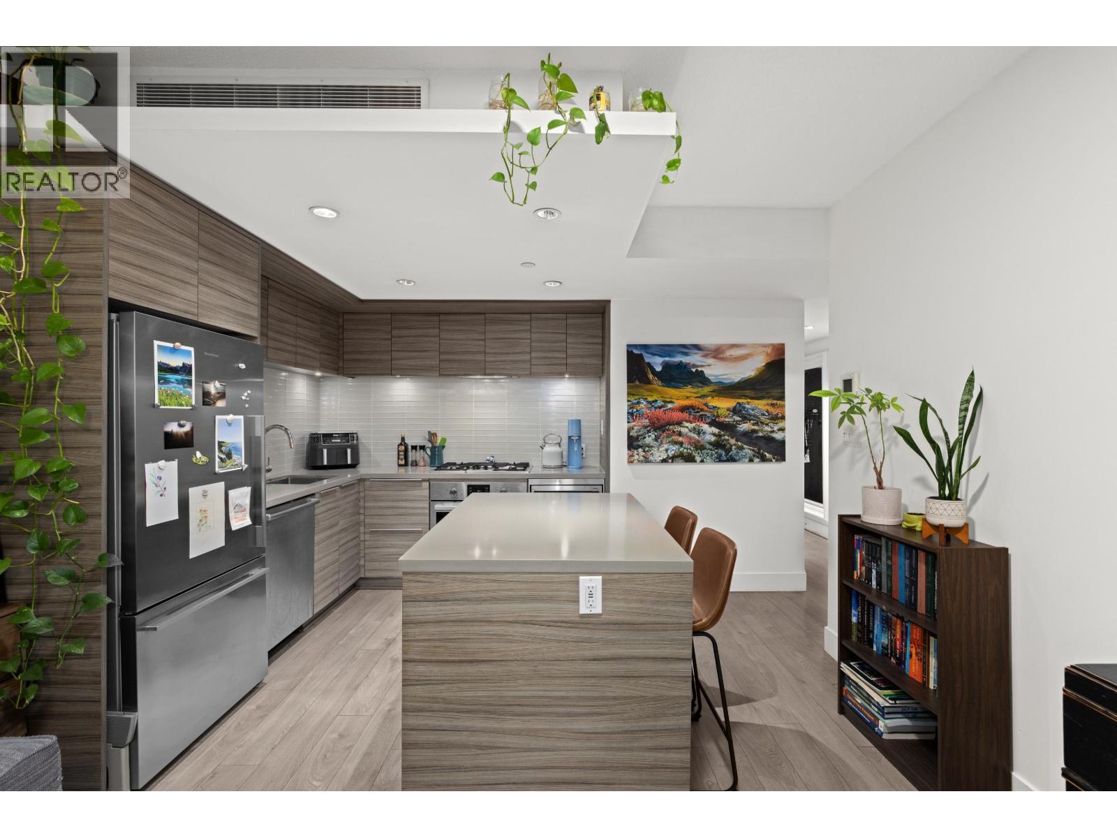 205 1550 Fern Street, North Vancouver, British Columbia  V7J 0A9 - Photo 10 - R3085452