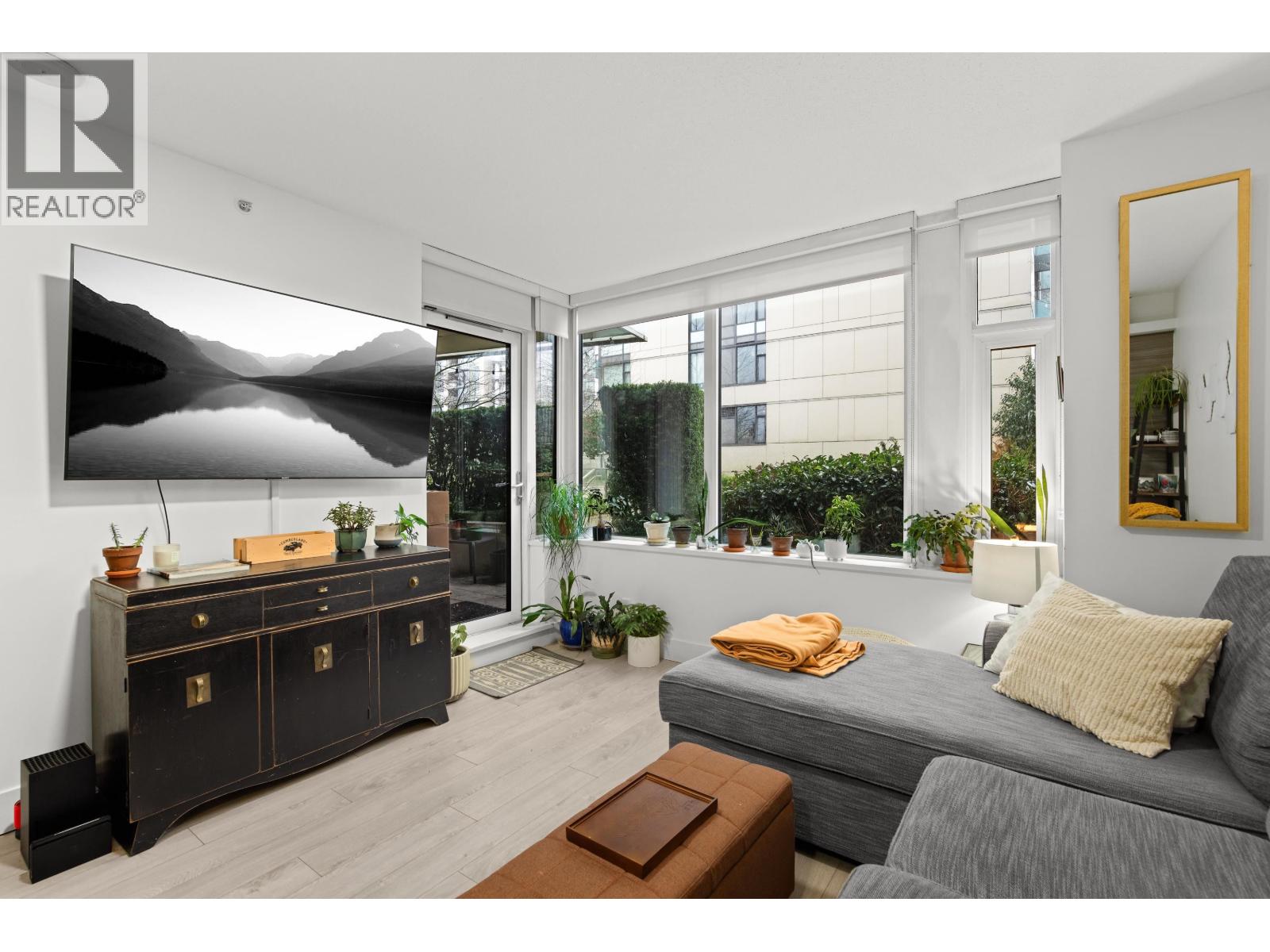 205 1550 Fern Street, North Vancouver, British Columbia  V7J 0A9 - Photo 11 - R3085452