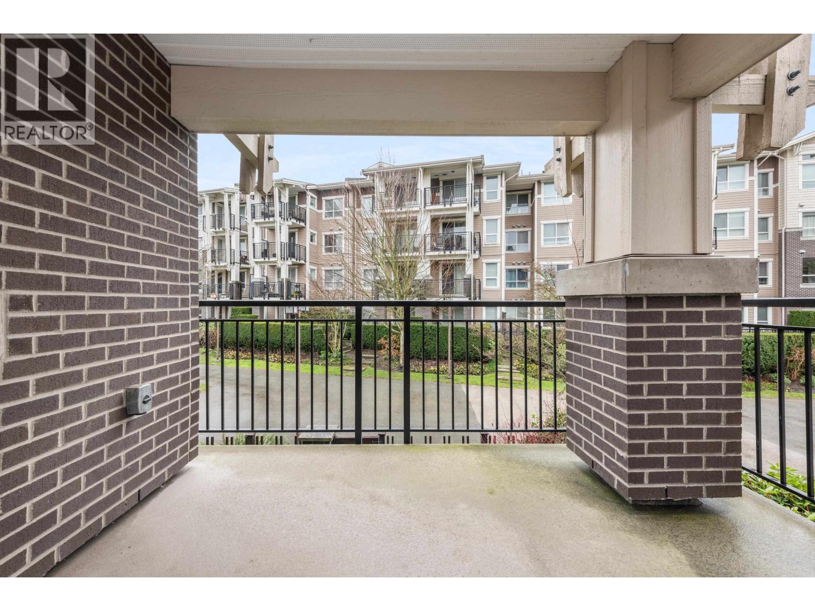 211 5775 Irmin Street, Burnaby, British Columbia  V5J 0C3 - Photo 10 - R3085455