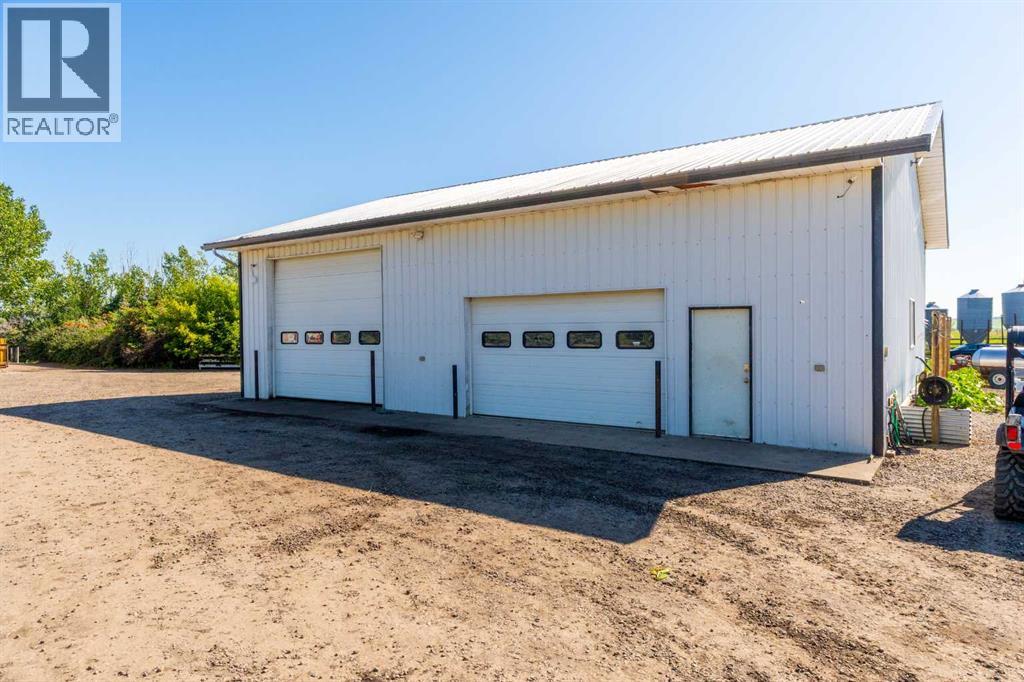 10 & 20, 30061 Range Road 23, Rural Mountain View County, Alberta  T0M 0N0 - Photo 31 - A2282508