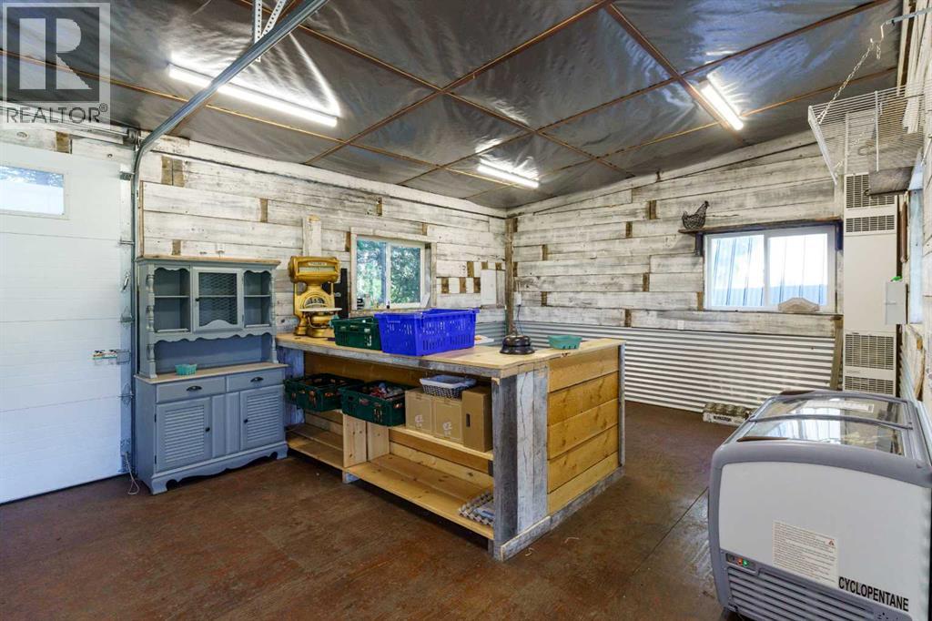 10 & 20, 30061 Range Road 23, Rural Mountain View County, Alberta  T0M 0N0 - Photo 44 - A2282508