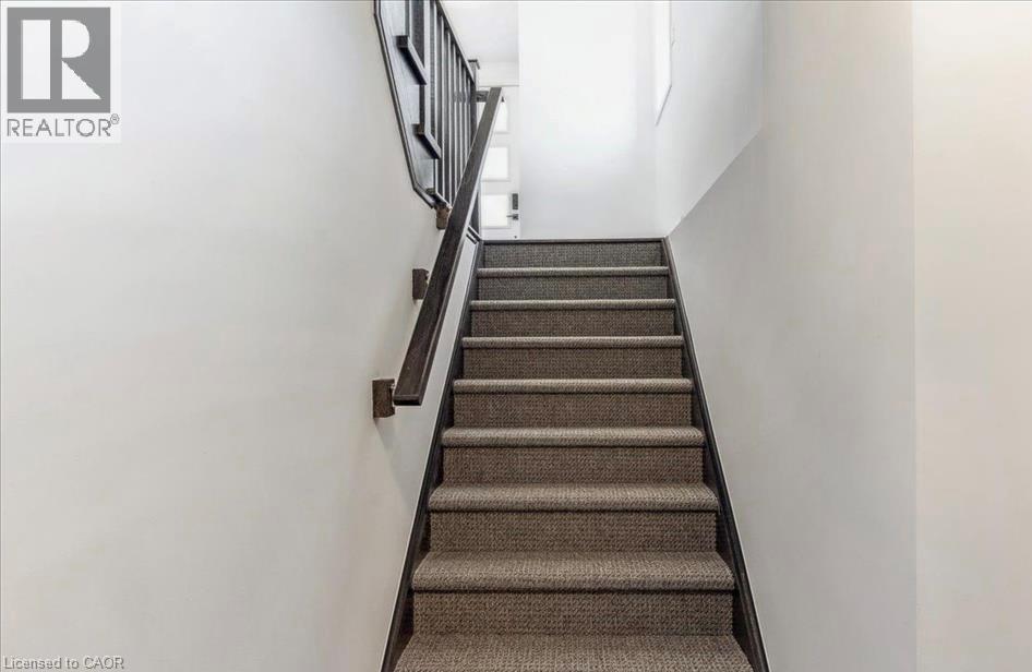 3 Southam Lane, Hamilton, Ontario  L9C 0E7 - Photo 29 - 40802438