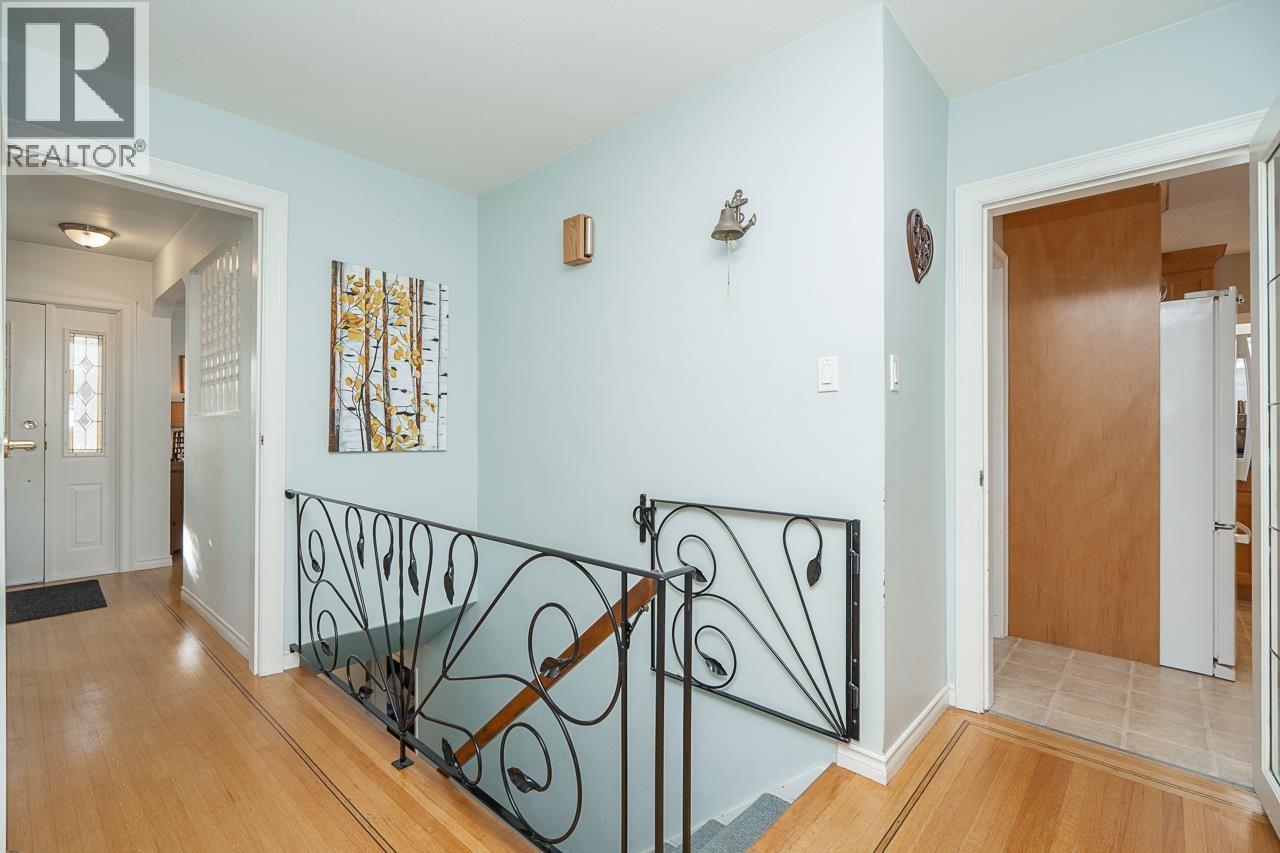 7738 Cumberland Street, Burnaby, British Columbia  V3N 3Y3 - Photo 16 - R3085462