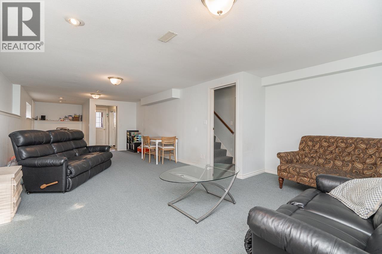 7738 Cumberland Street, Burnaby, British Columbia  V3N 3Y3 - Photo 24 - R3085462