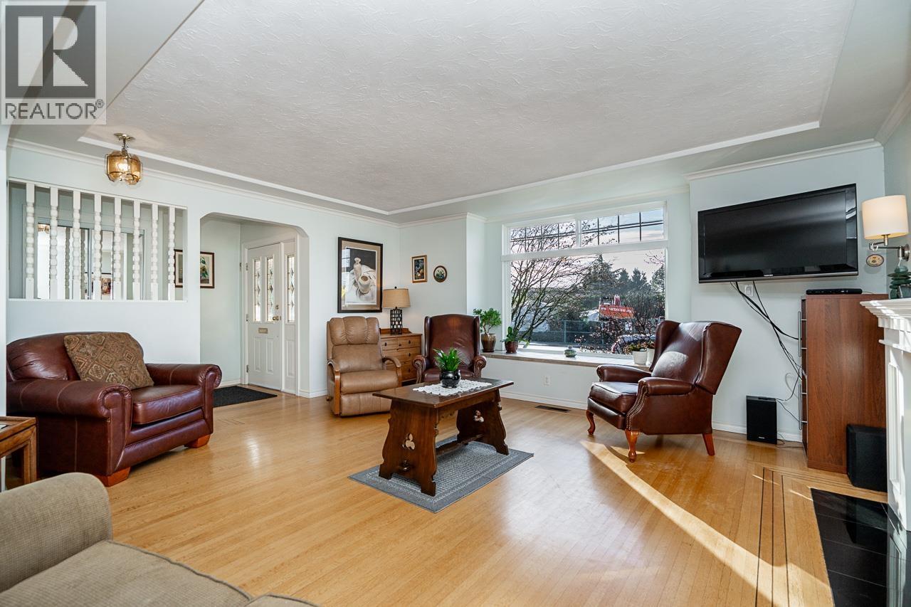 7738 Cumberland Street, Burnaby, British Columbia  V3N 3Y3 - Photo 7 - R3085462