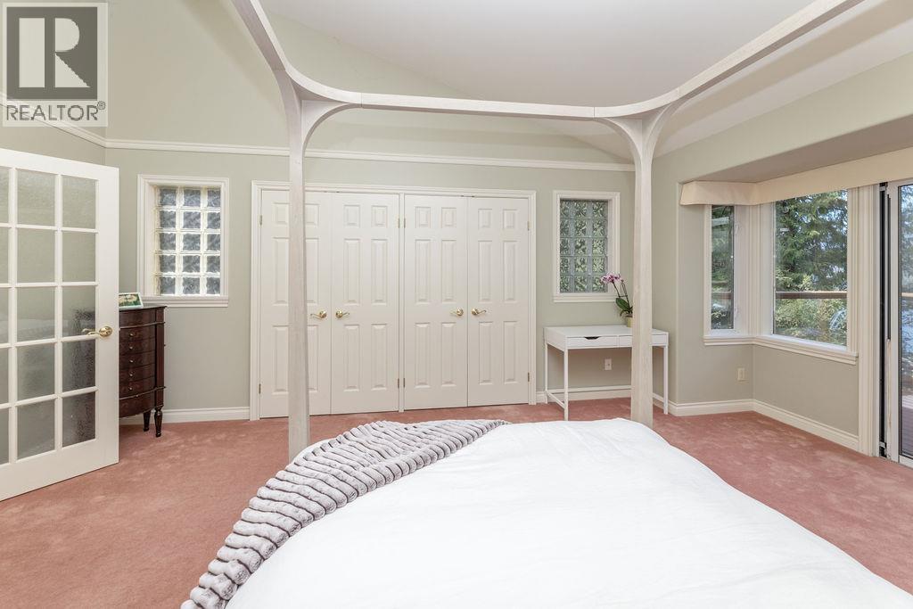 5864 Skookumchuk Road, Sechelt, British Columbia  V0N 3A4 - Photo 22 - R3085463