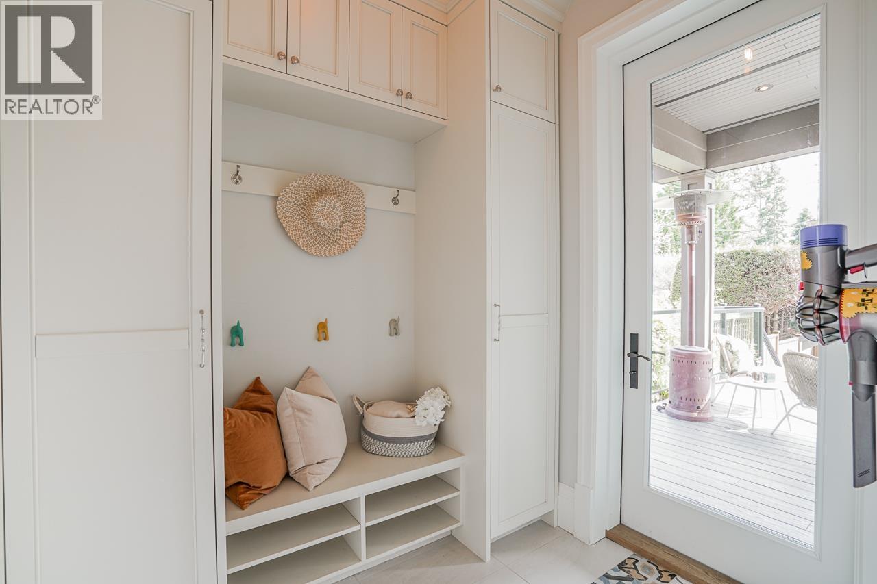 3530 W 34th Avenue, Vancouver, British Columbia  V6N 2K8 - Photo 10 - R3085486