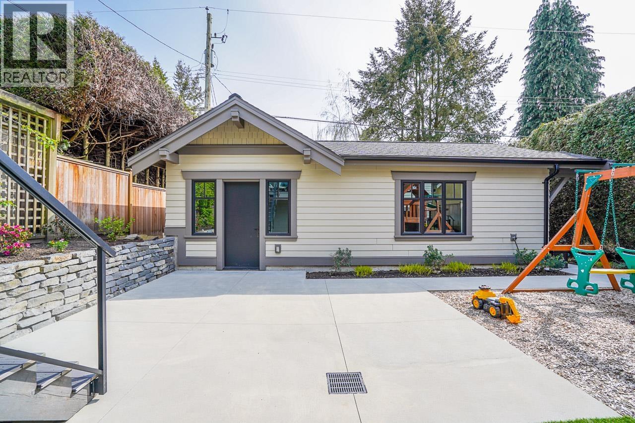 3530 W 34th Avenue, Vancouver, British Columbia  V6N 2K8 - Photo 25 - R3085486