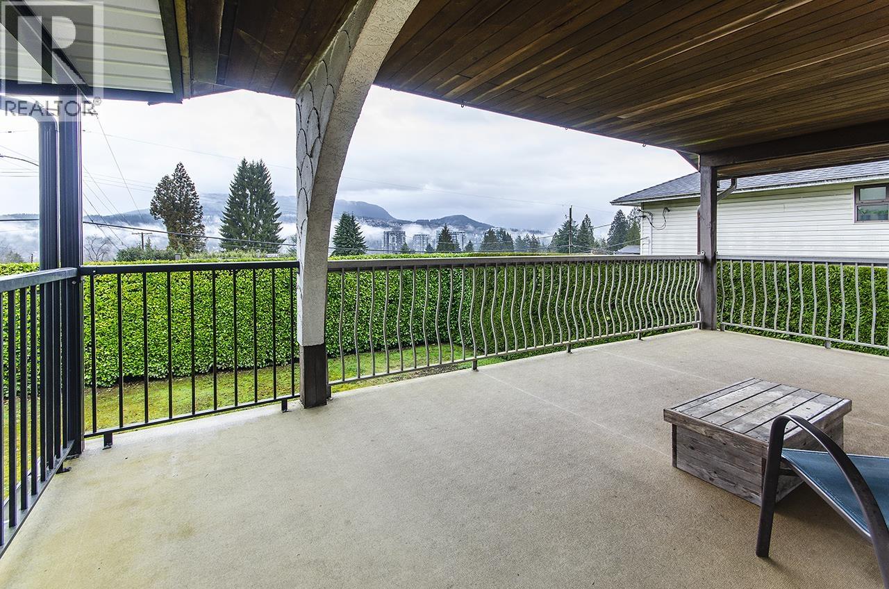 1045 Moray Street, Coquitlam, British Columbia  V3J 7G9 - Photo 12 - R3085490