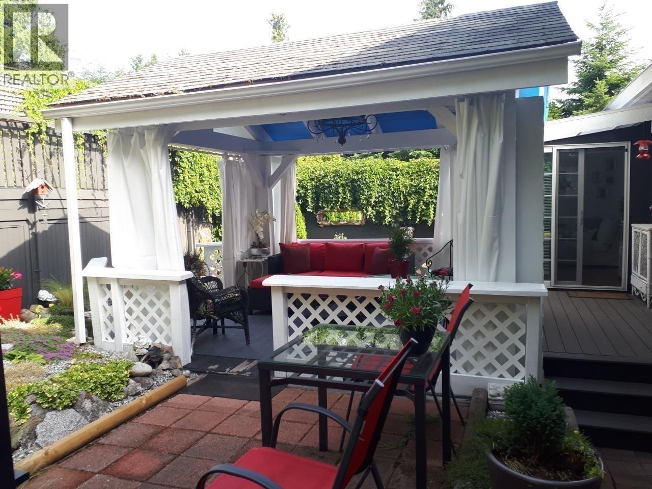 5457 Burley Place, Sechelt, British Columbia  V0N 3A0 - Photo 13 - R3085525