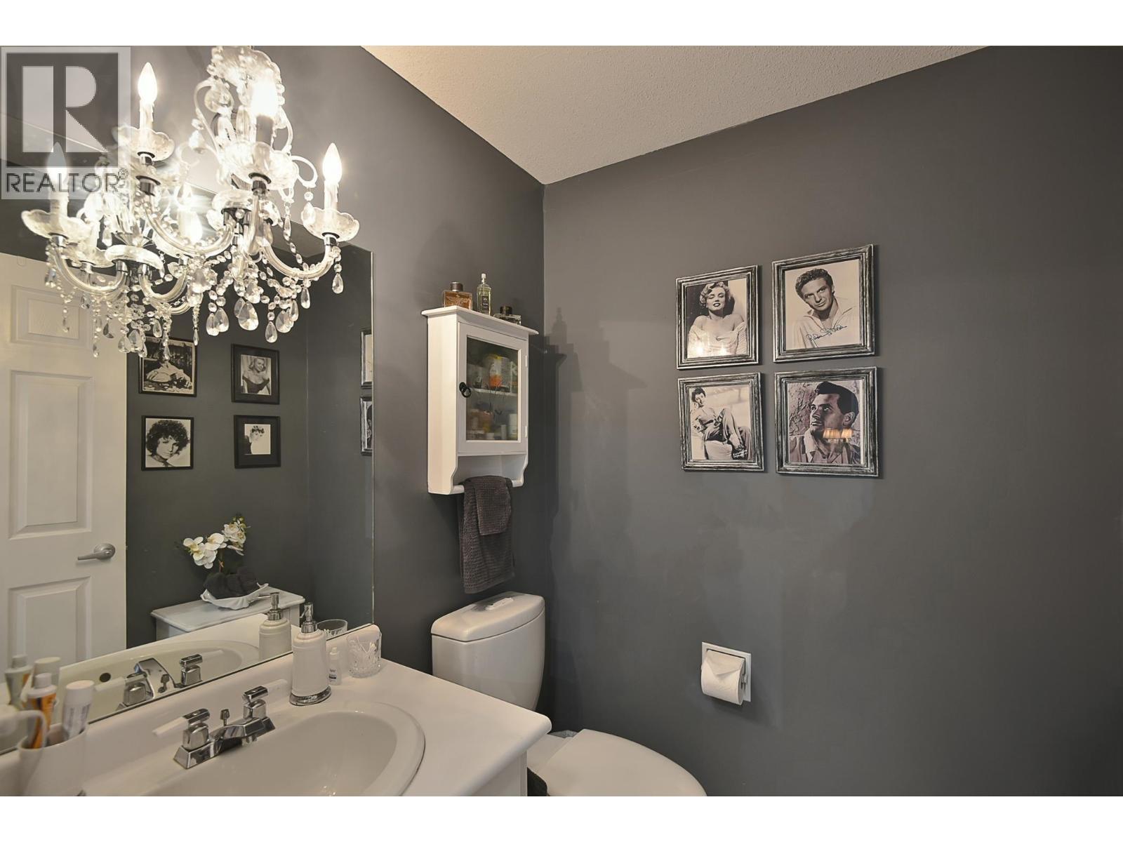 5457 Burley Place, Sechelt, British Columbia  V0N 3A0 - Photo 24 - R3085525