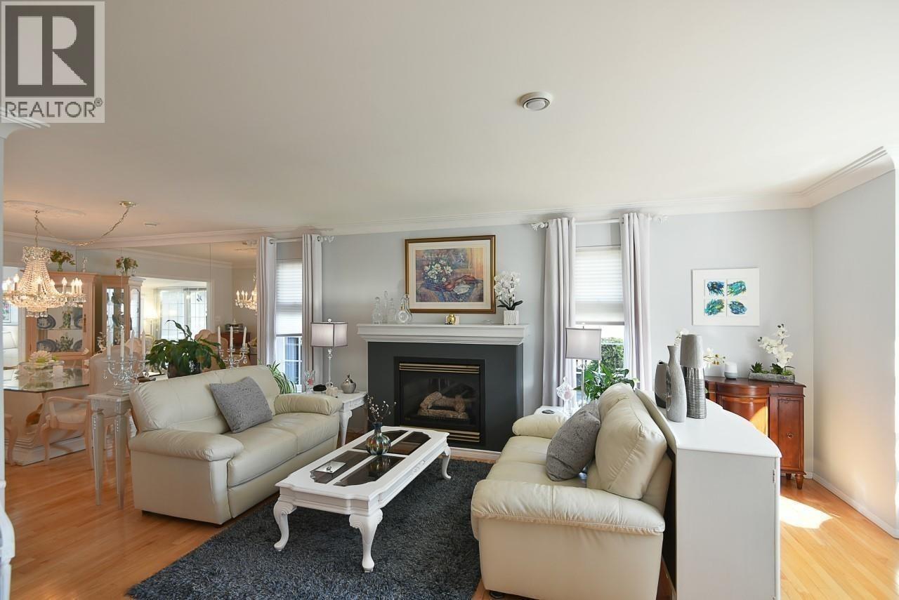 5457 Burley Place, Sechelt, British Columbia  V0N 3A0 - Photo 7 - R3085525