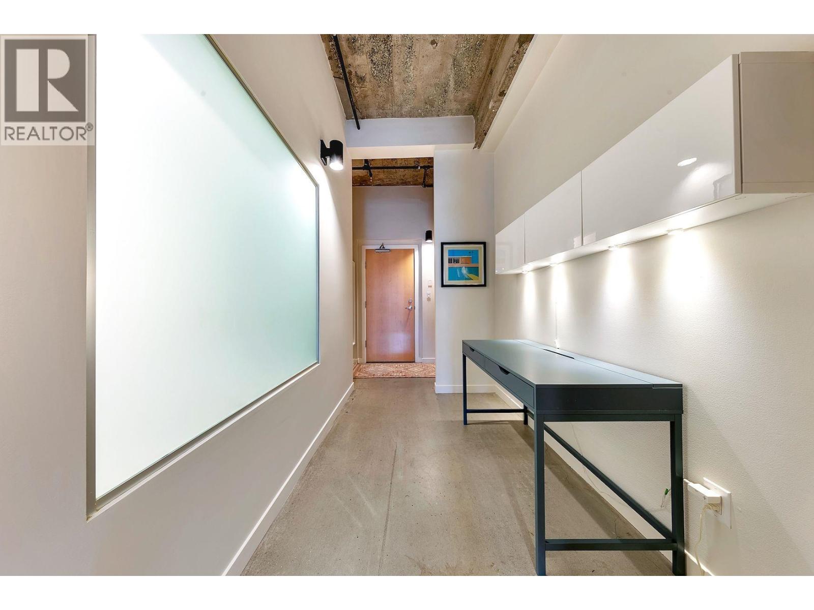 546 Beatty Street, Vancouver, British Columbia  V6B 2L3 - Photo 1 - R3085500