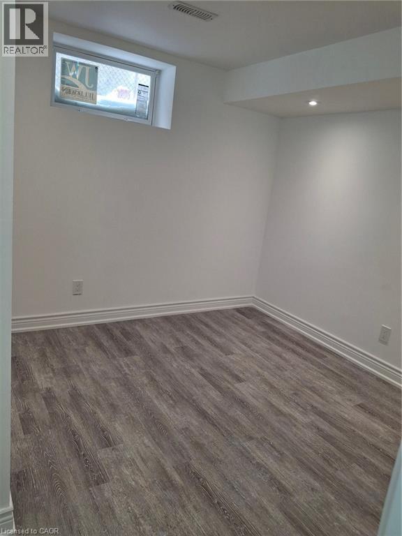 114 Warren Avenue, Hamilton, Ontario  L9A 3E1 - Photo 14 - 40799361