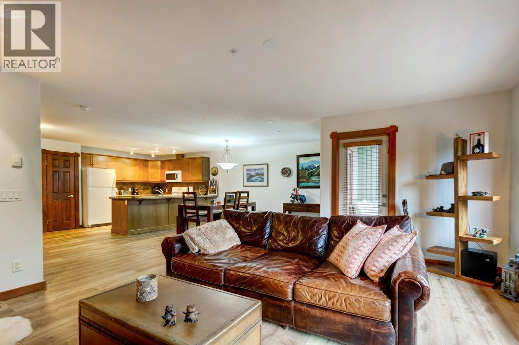 324, 170 Crossbow Place, Canmore, Alberta  T1W 3H4 - Photo 9 - A2271746