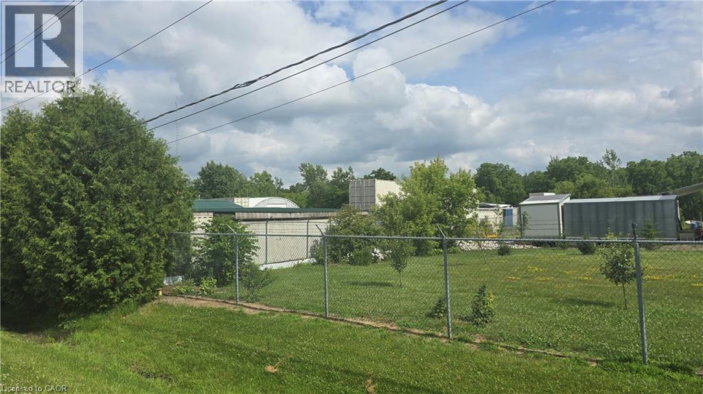 226 Black Walnut Drive, St. George, Ontario N0E 1N0 - Photo 5 - 40800633