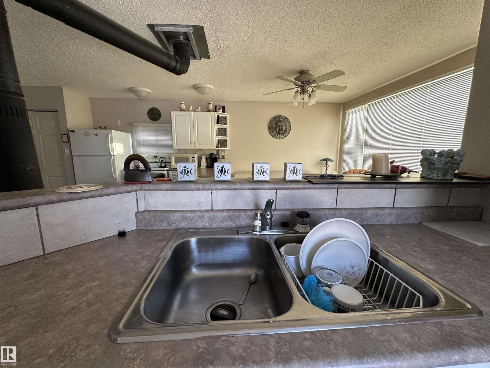 177 Lakeshore Dr, Rural Lac Ste. Anne County, Alberta  T0E 1V0 - Photo 11 - E4471940