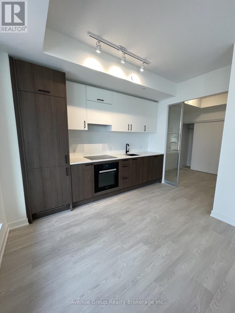 701 - 1 Quarrington Lane, Toronto, Ontario  M3C 0S4 - Photo 3 - C12750274