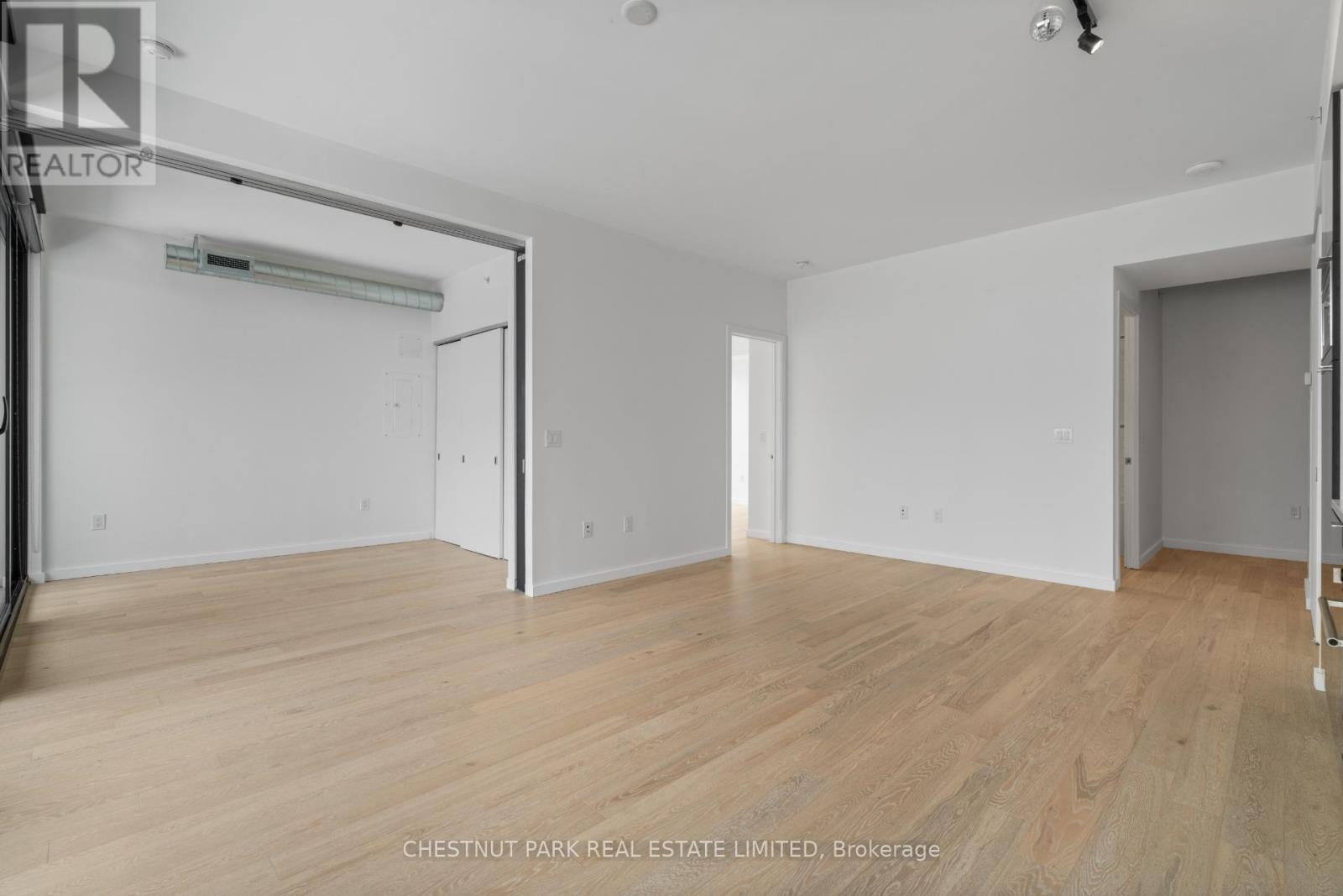 1909 - 170 Bayview Avenue, Toronto, Ontario  M5A 0M4 - Photo 11 - C12750332