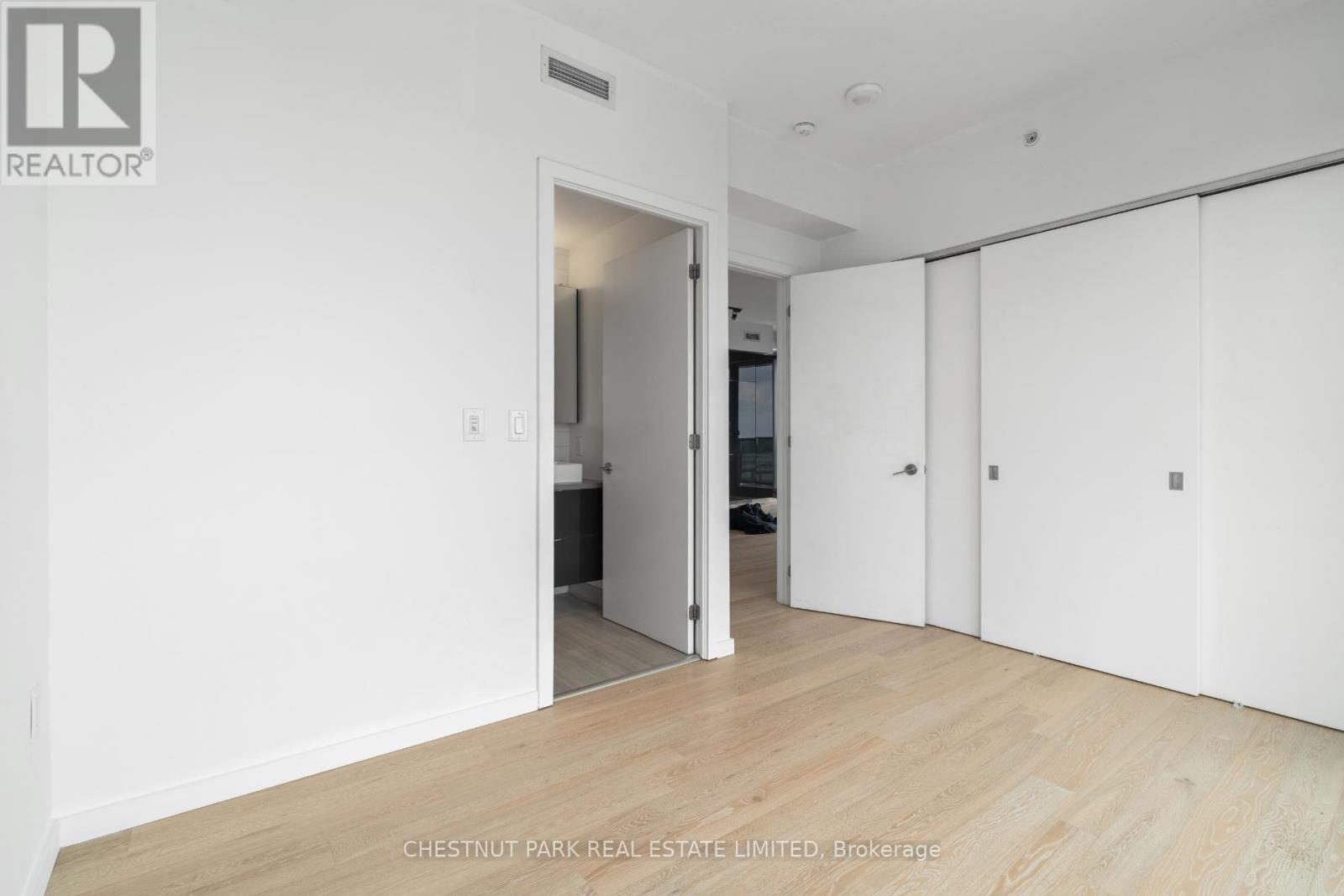 1909 - 170 Bayview Avenue, Toronto, Ontario  M5A 0M4 - Photo 15 - C12750332