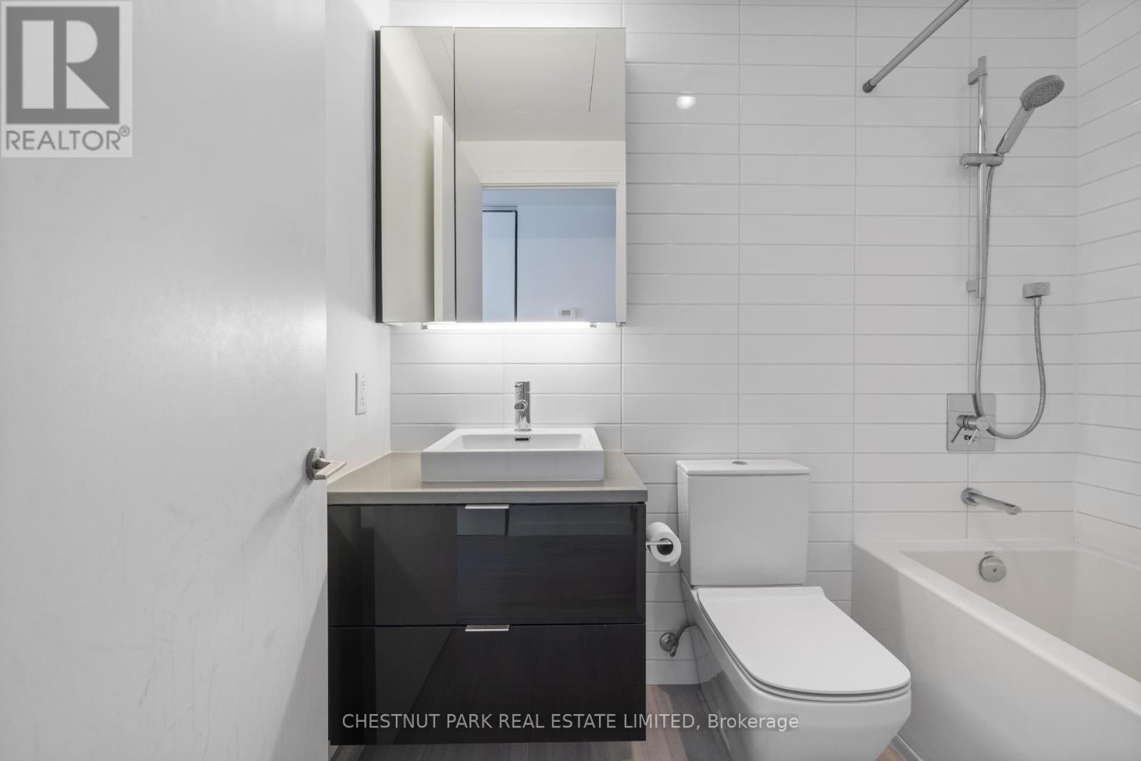 1909 - 170 Bayview Avenue, Toronto, Ontario  M5A 0M4 - Photo 20 - C12750332