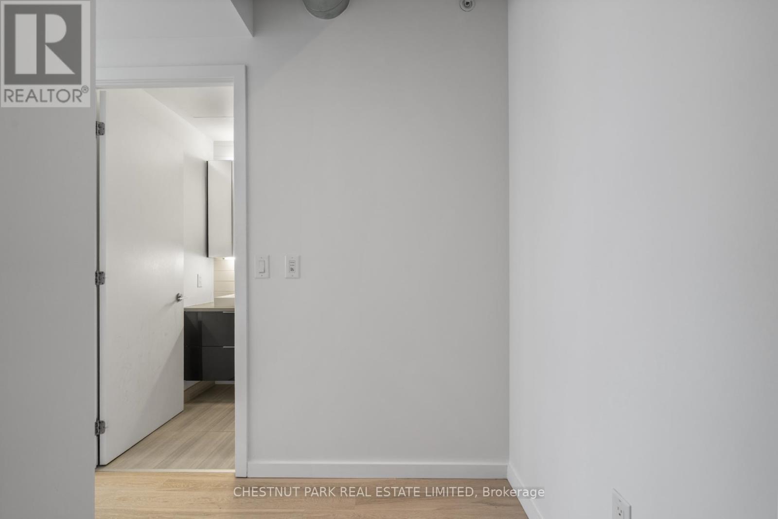 1909 - 170 Bayview Avenue, Toronto, Ontario  M5A 0M4 - Photo 21 - C12750332