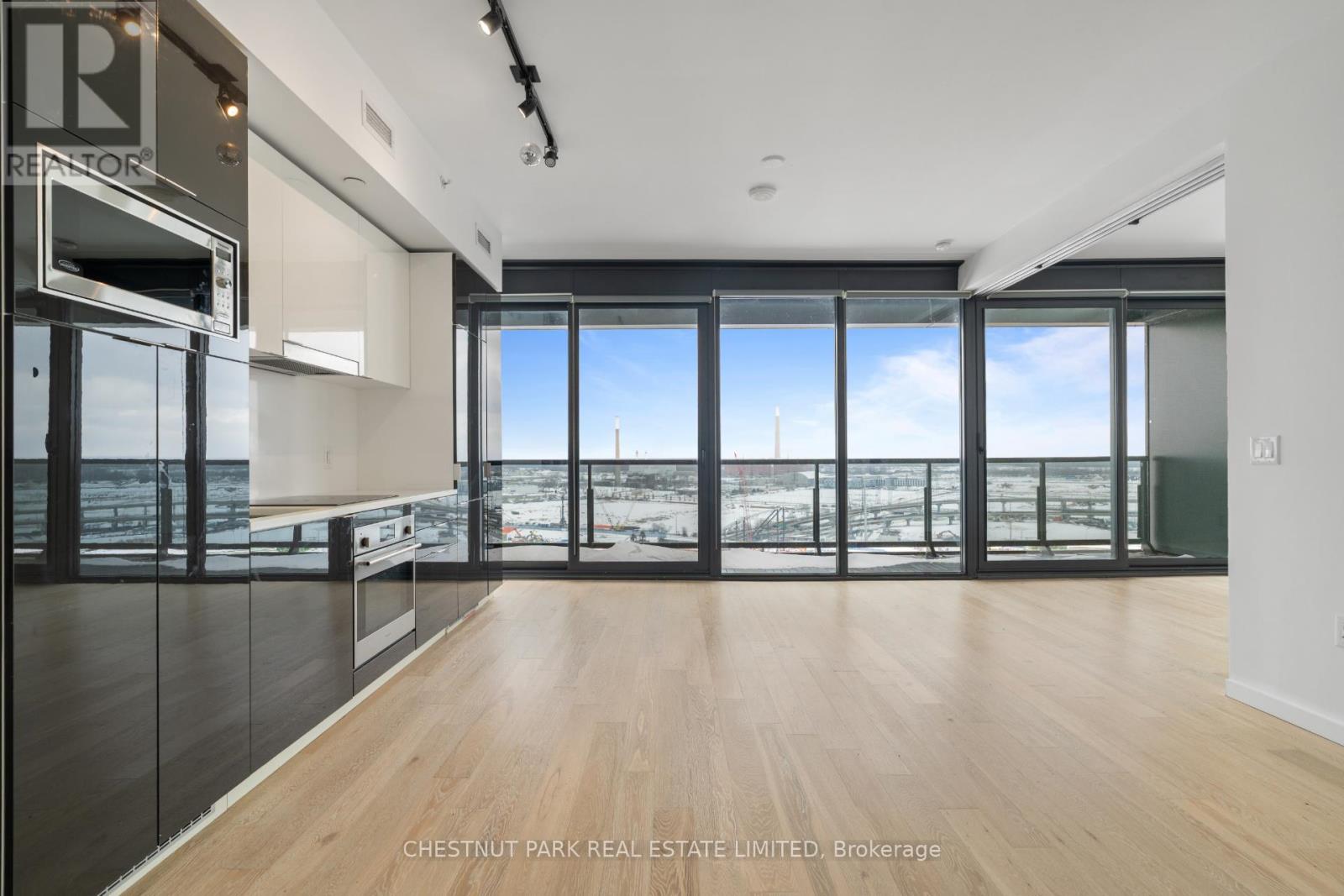 1909 - 170 Bayview Avenue, Toronto, Ontario  M5A 0M4 - Photo 9 - C12750332