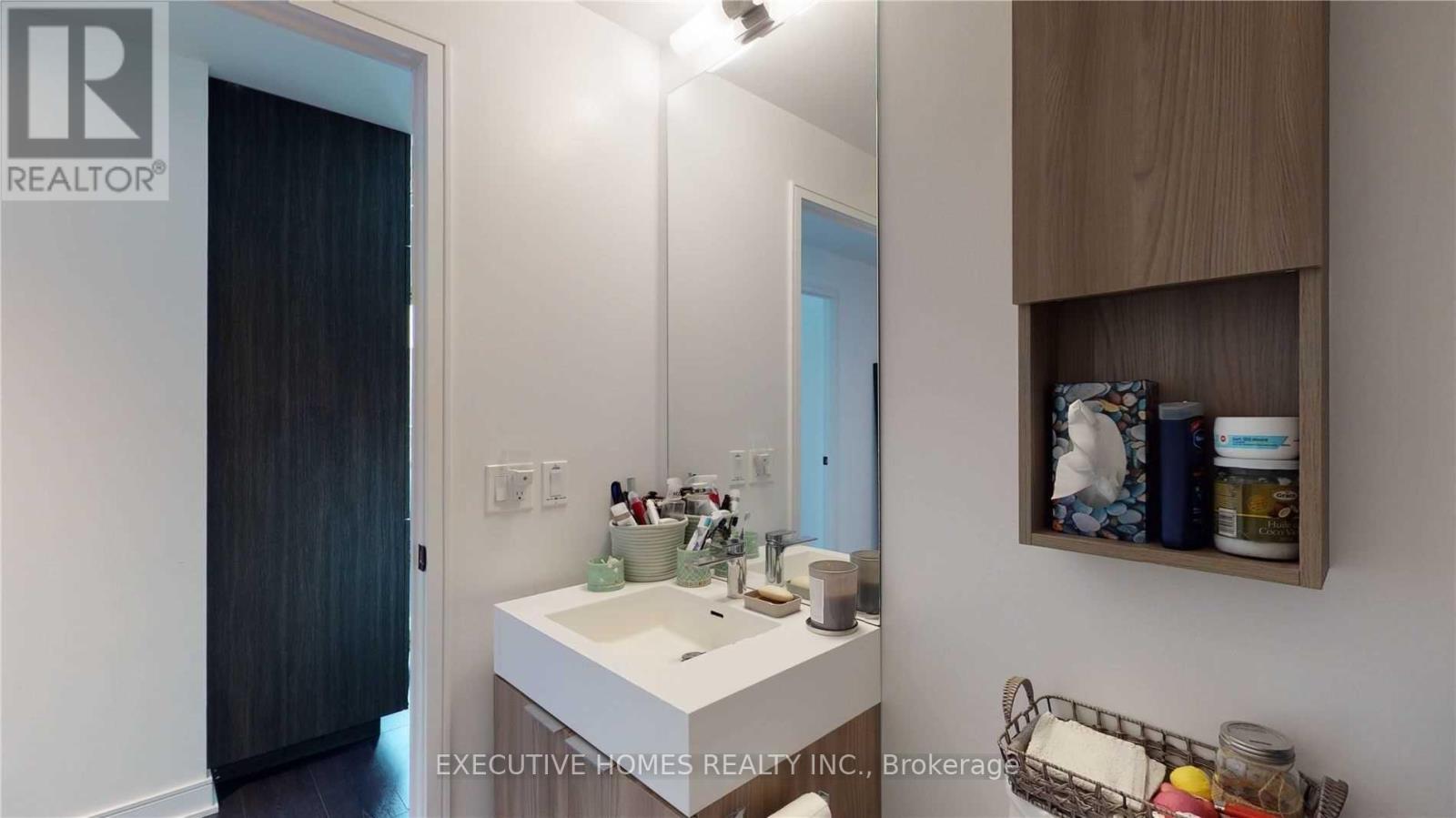 901 - 60 Tannery Road, Toronto, Ontario  M5A 0S8 - Photo 15 - C12750350